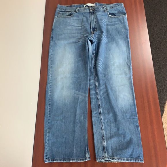 Vintage man’s 569 Levi’s mom jeans - Picture 4 of 8